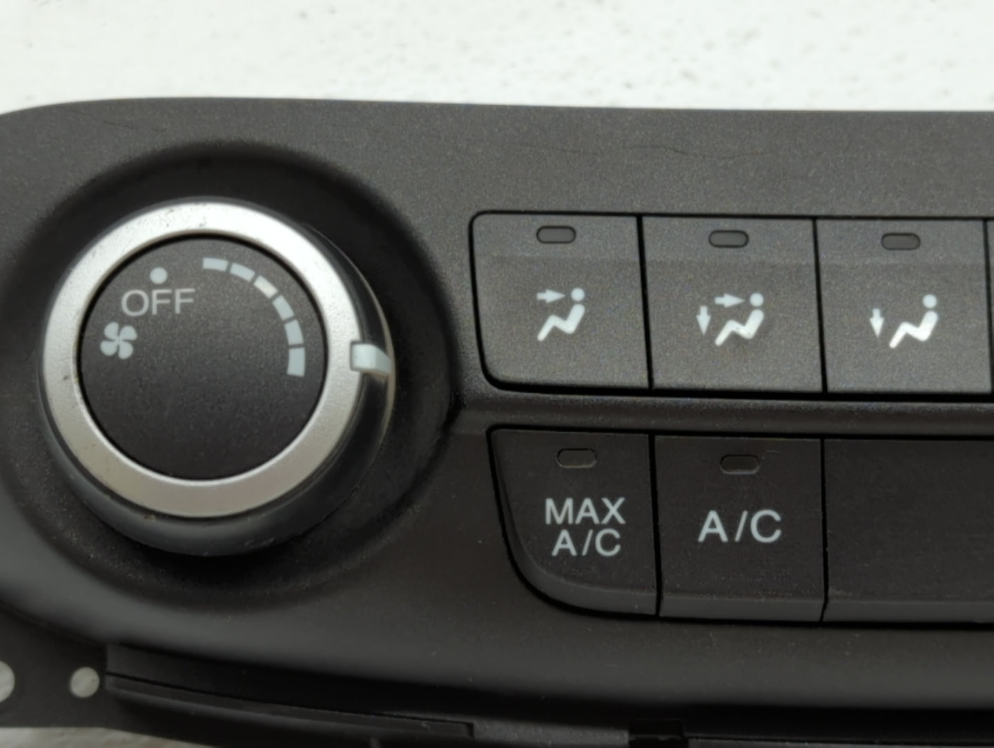 2013-2014 Honda Cr-V Climate Control Module Temperature AC/Heater Replacement P/N:7950010A A012M Fits Fits 2013 2014 OEM Use