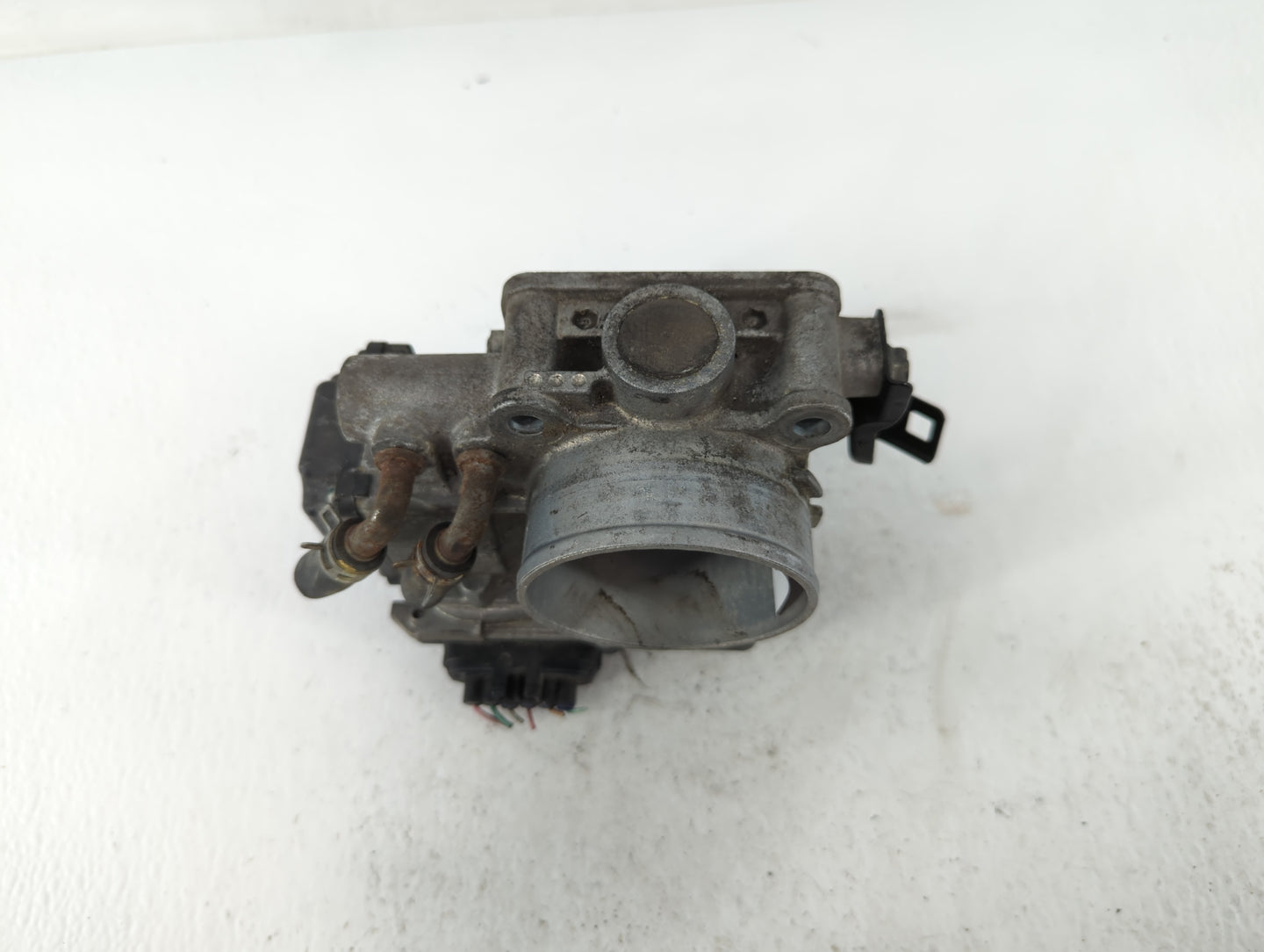 2010-2014 Honda Cr-V Throttle Body Fits Fits 2010 2011 2012 2013 2014 2015 OEM Used Auto Parts - Oemusedautoparts1.com