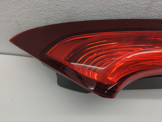 2012-2014 Honda Cr-V Tail Light Assembly Passenger Right OEM Fits Fits 2012 2013 2014 OEM Used Auto Parts
