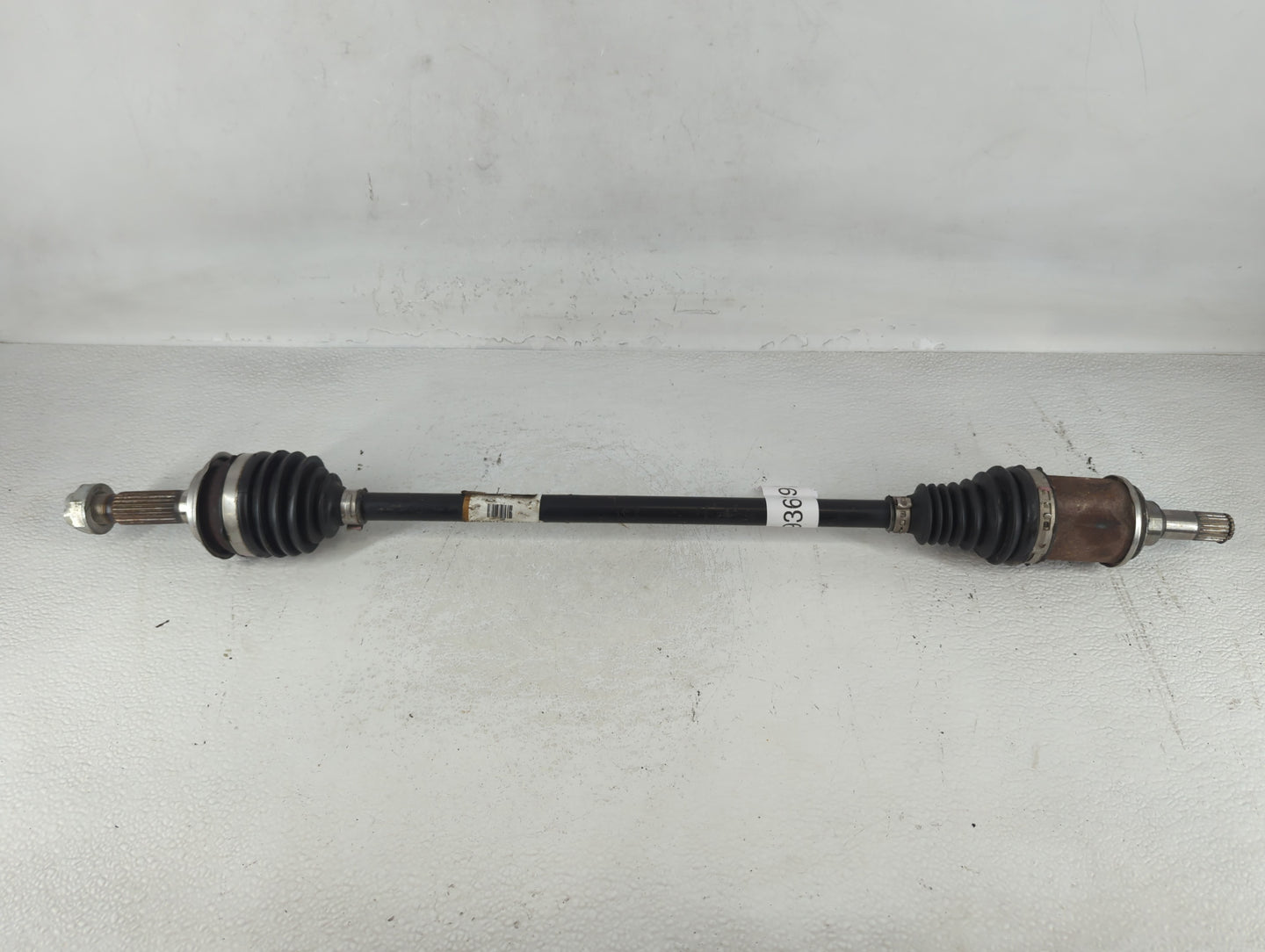 2013-2014 Honda Cr-v Axle Shaft Front Driver Cv C/v - Oemusedautoparts1.com