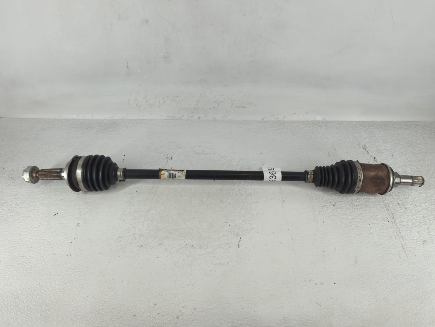 2013-2014 Honda Cr-v Axle Shaft Front Driver Cv C/v - Oemusedautoparts1.com