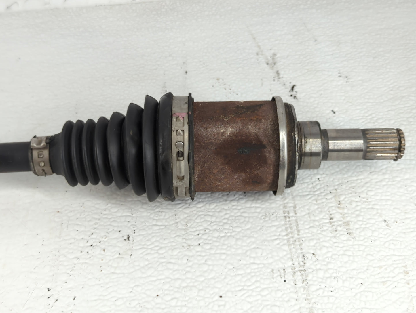2013-2014 Honda Cr-v Axle Shaft Front Driver Cv C/v - Oemusedautoparts1.com