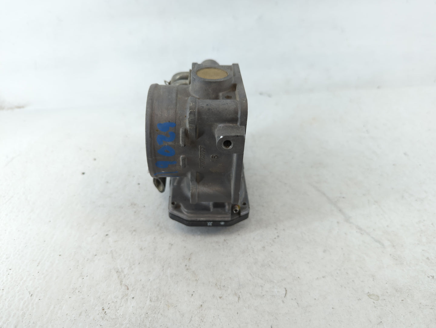 2010-2014 Honda Cr-V Throttle Body P/N:U32293139030 GMD7E Fits Fits 2010 2011 2012 2013 2014 2015 OEM Used Auto Parts - Oemu