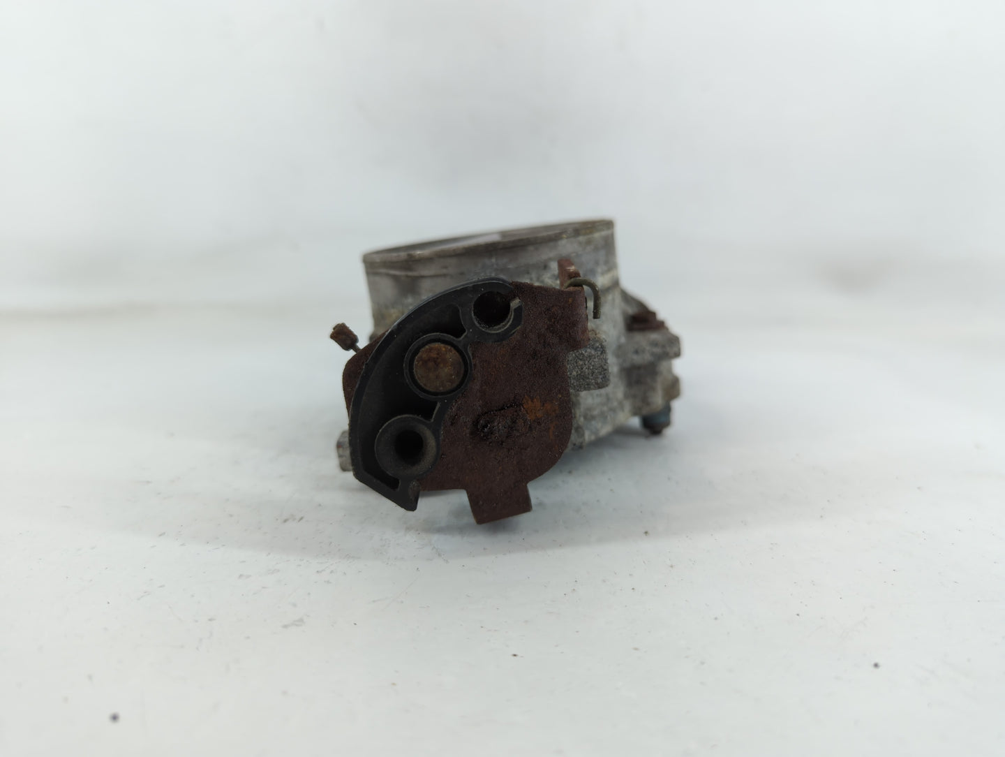 2010-2014 Honda Cr-V Throttle Body P/N:11200016BB Fits Fits 2010 2011 2012 2013 2014 2015 OEM Used Auto Parts - Oemusedautop
