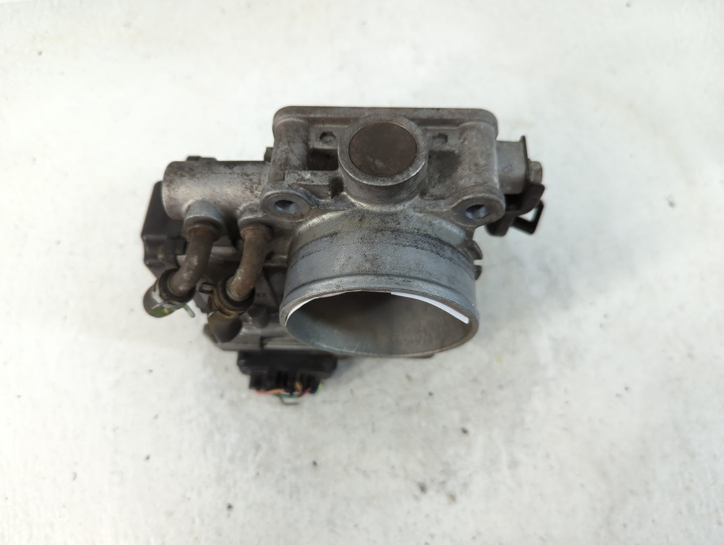 2010-2014 Honda Cr-V Throttle Body P/N:3348861 GMD7E Fits Fits 2010 2011 2012 2013 2014 2015 OEM Used Auto Parts - Oemusedau