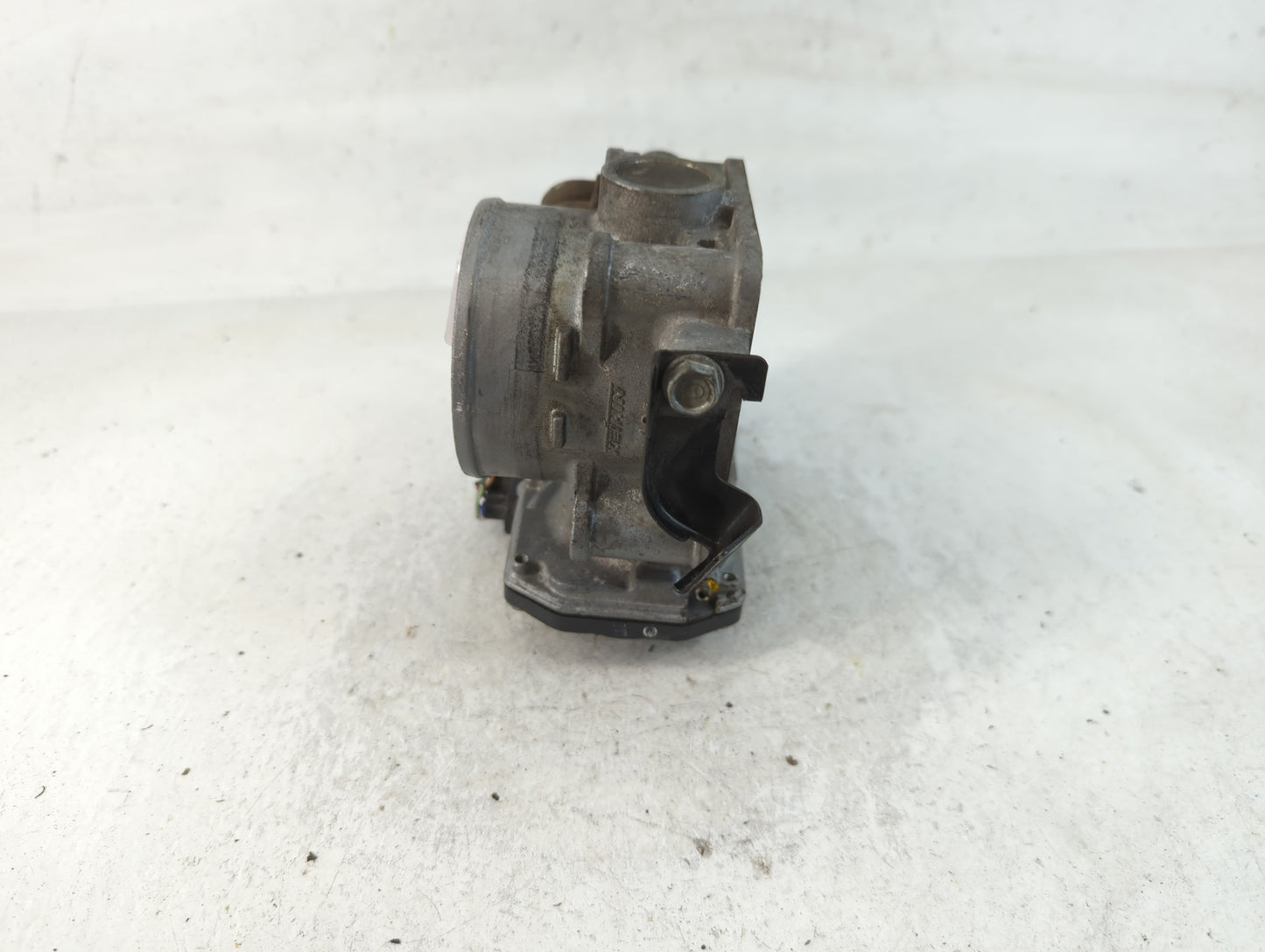 2010-2014 Honda Cr-V Throttle Body P/N:3348861 GMD7E Fits Fits 2010 2011 2012 2013 2014 2015 OEM Used Auto Parts - Oemusedau