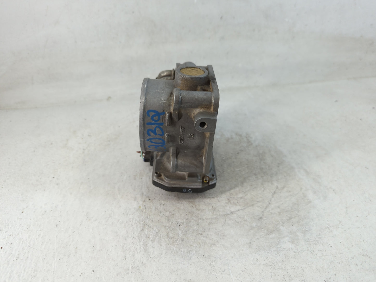 2010-2014 Honda Cr-V Throttle Body P/N:GMD7E Fits Fits 2010 2011 2012 2013 2014 2015 OEM Used Auto Parts - Oemusedautoparts1