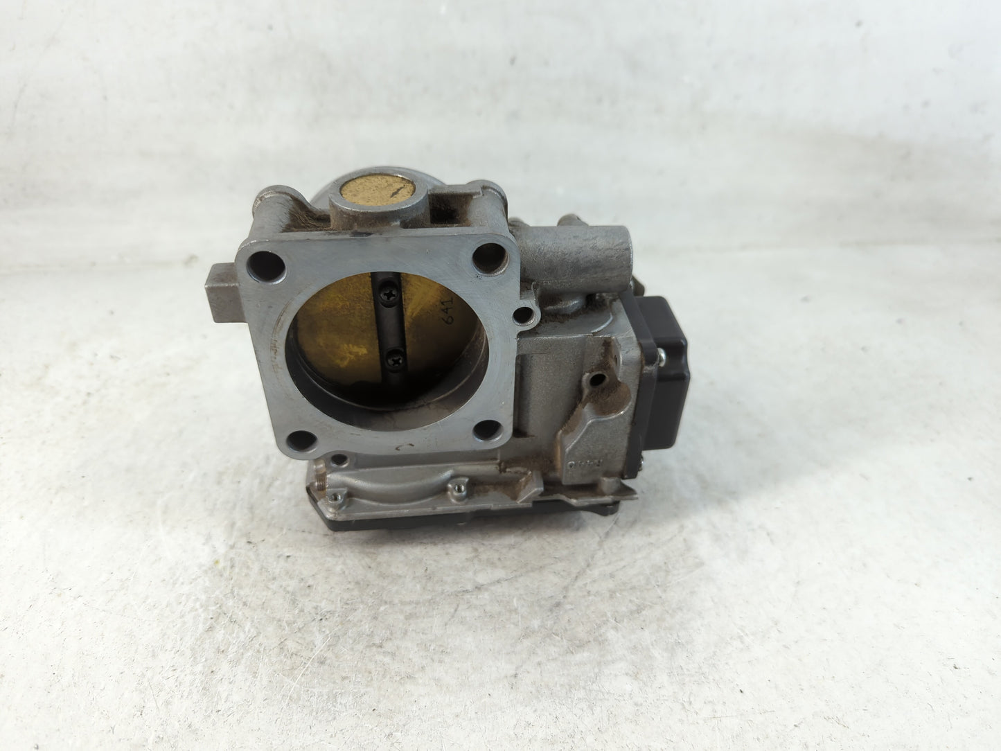 2010-2014 Honda Cr-V Throttle Body P/N:GMD7E Fits Fits 2010 2011 2012 2013 2014 2015 OEM Used Auto Parts - Oemusedautoparts1