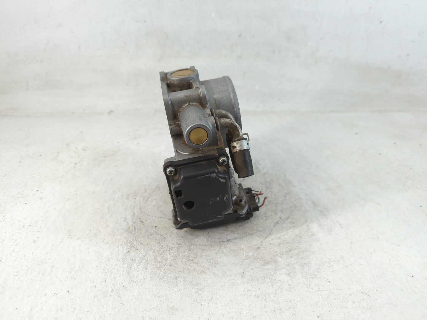 2010-2014 Honda Cr-V Throttle Body P/N:GMD7E Fits Fits 2010 2011 2012 2013 2014 2015 OEM Used Auto Parts - Oemusedautoparts1