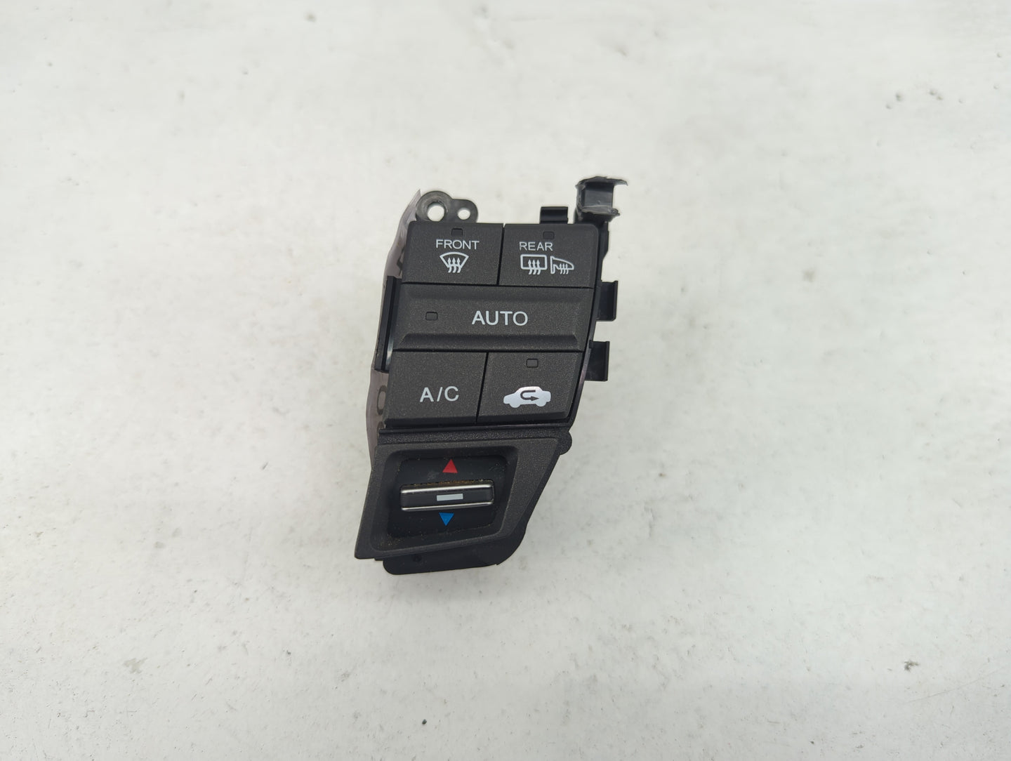2013-2015 Honda Crosstour Climate Control Module Temperature AC/Heater Replacement P/N:79630TP6A020M1 30513131955 Fits OEM U