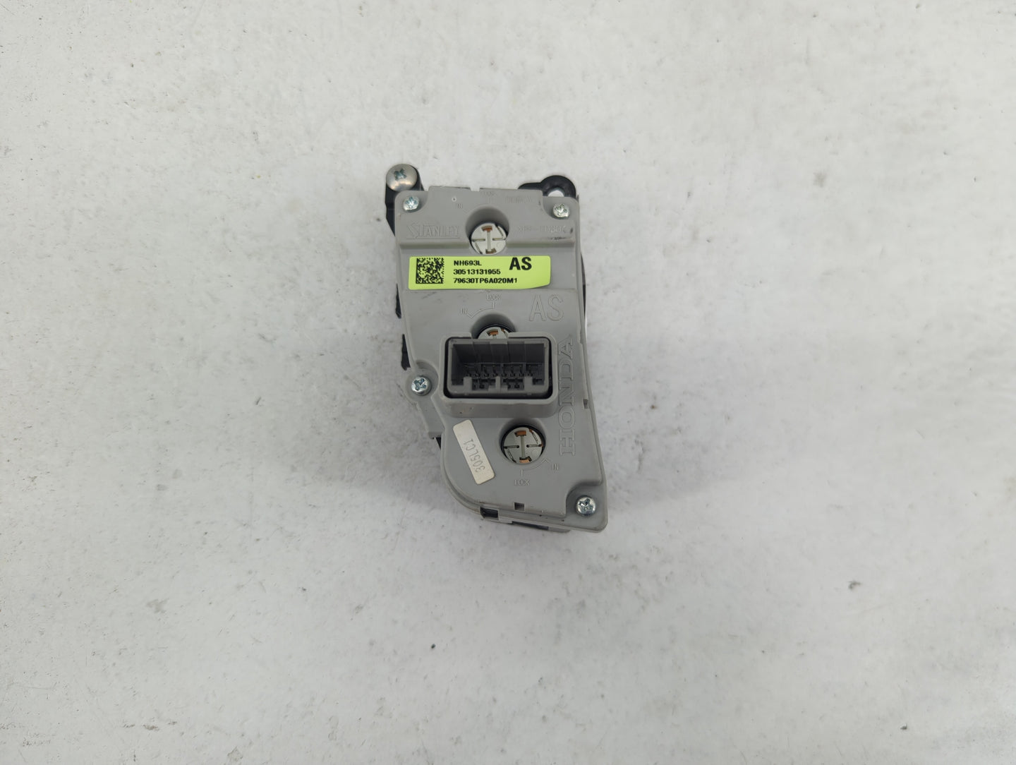 2013-2015 Honda Crosstour Climate Control Module Temperature AC/Heater Replacement P/N:79630TP6A020M1 30513131955 Fits OEM U