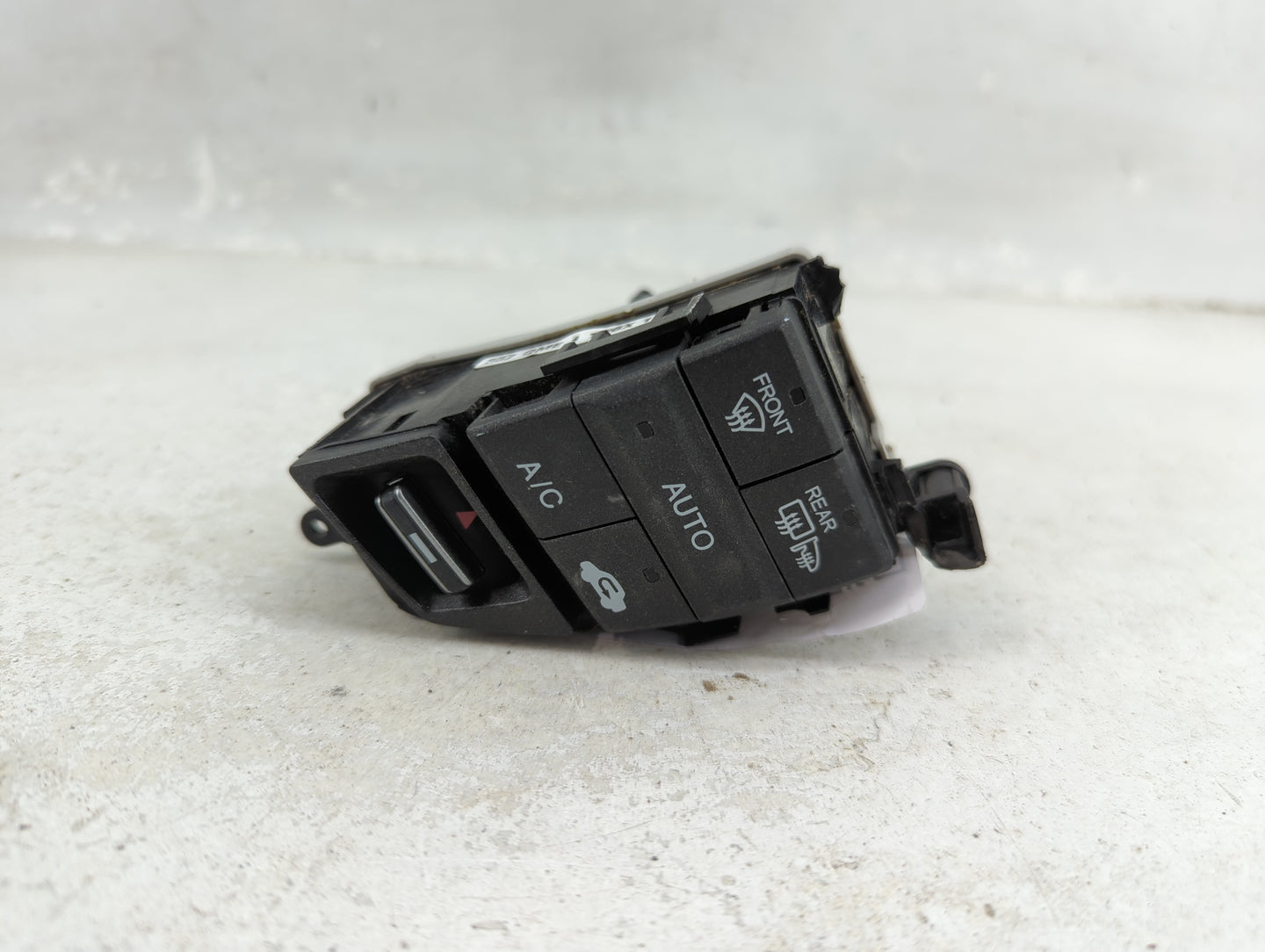 2013-2015 Honda Crosstour Climate Control Module Temperature AC/Heater Replacement Fits Fits 2013 2014 2015 OEM Used Auto Pa