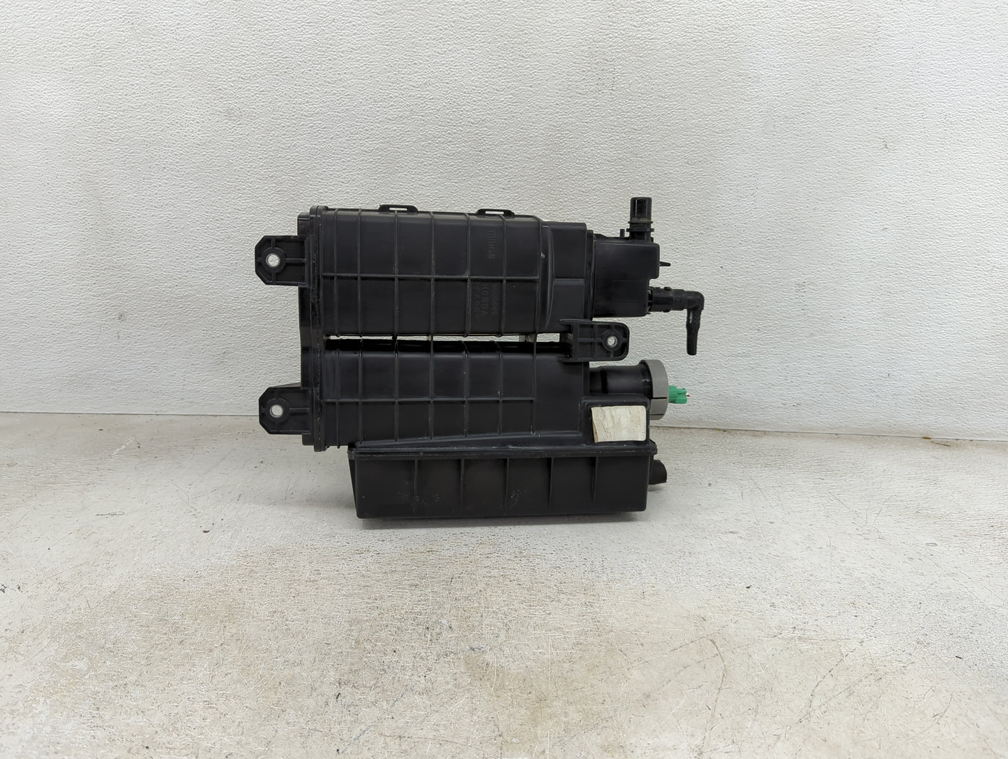 2014 Honda Crosstour Fuel Vapor Charcoal Canister - Oemusedautoparts1.com