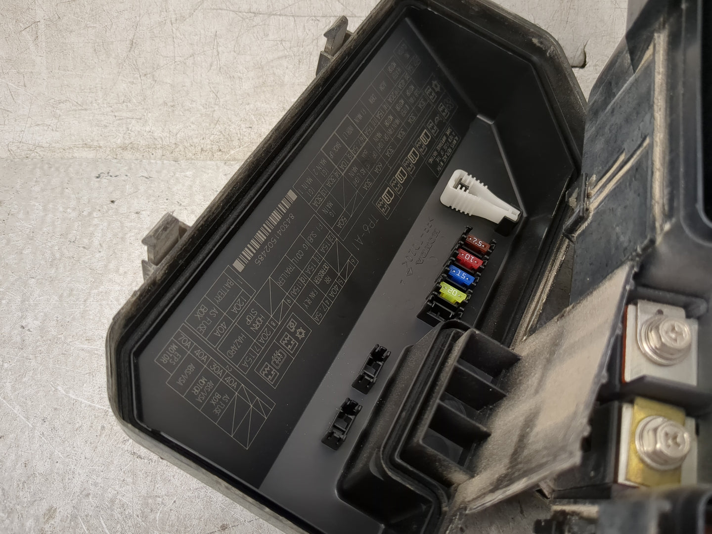 2012-2015 Honda Crosstour Fusebox Fuse Box Panel Relay Module P/N:01D9X0500 9KG1047E138711 Fits Fits 2012 2013 2014 2015 OEM