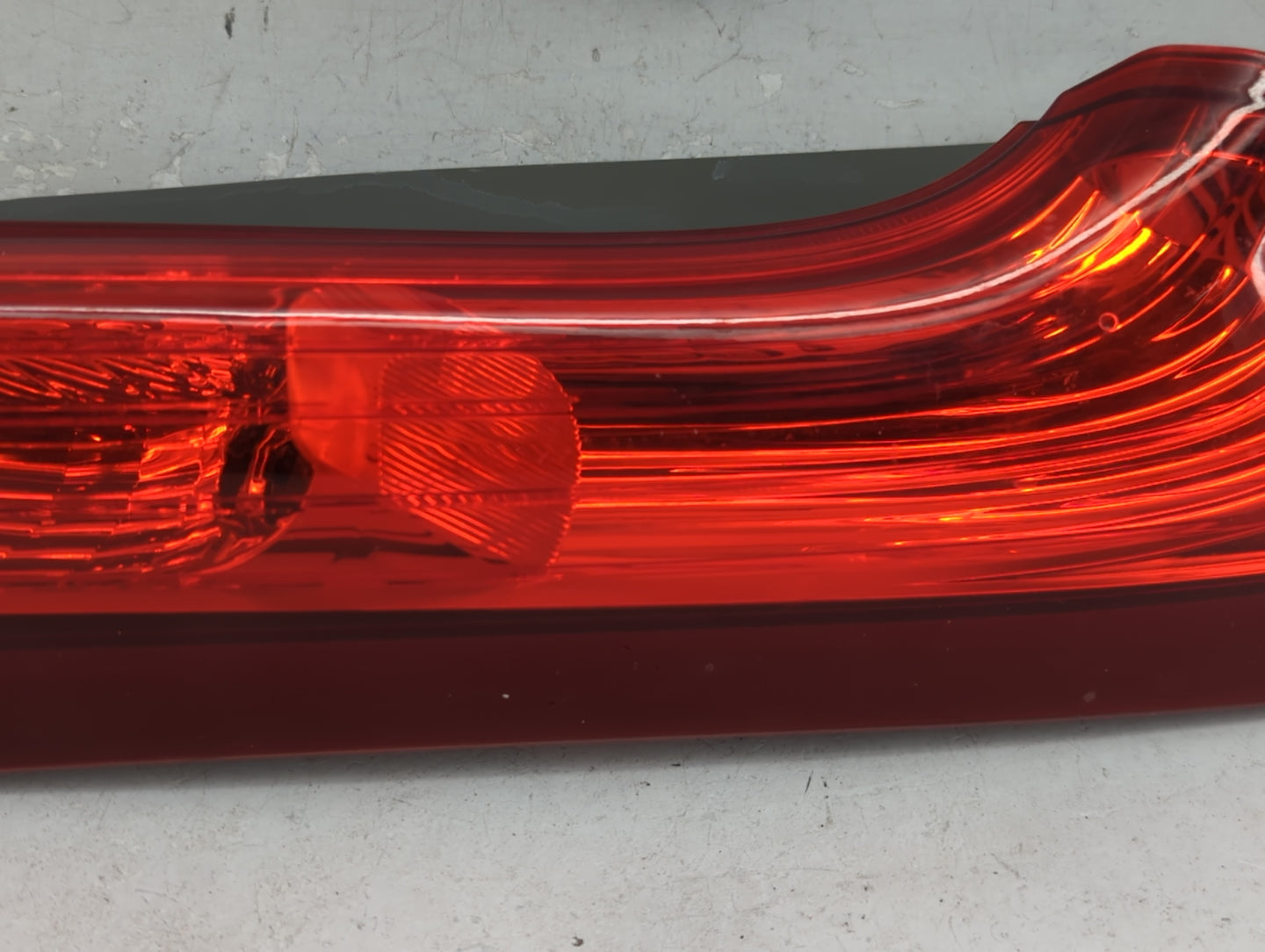 2014 Honda Crv Tail Light Assembly Passenger Right OEM P/N:UM08CZT0AA Fits Fits 2012 2013 OEM Used Auto Parts - Oemusedautop