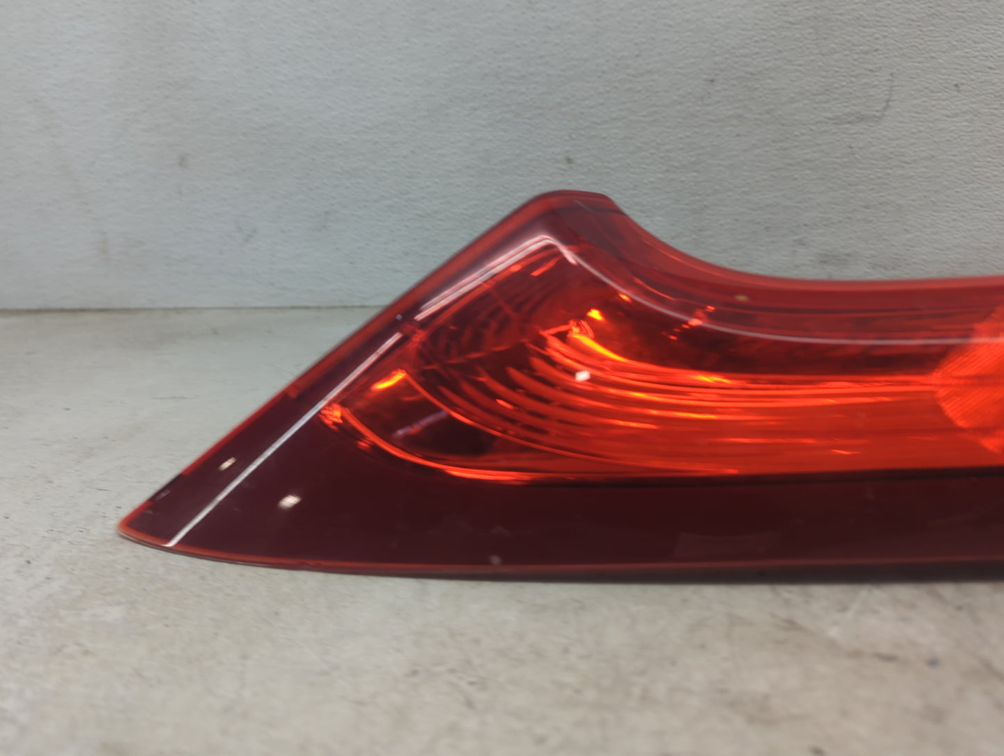 2014 Honda Crv Tail Light Assembly Driver Left OEM P/N:UH28CZ T0AA, A0 Fits Fits 2012 2013 OEM Used Auto Parts - Oemusedauto