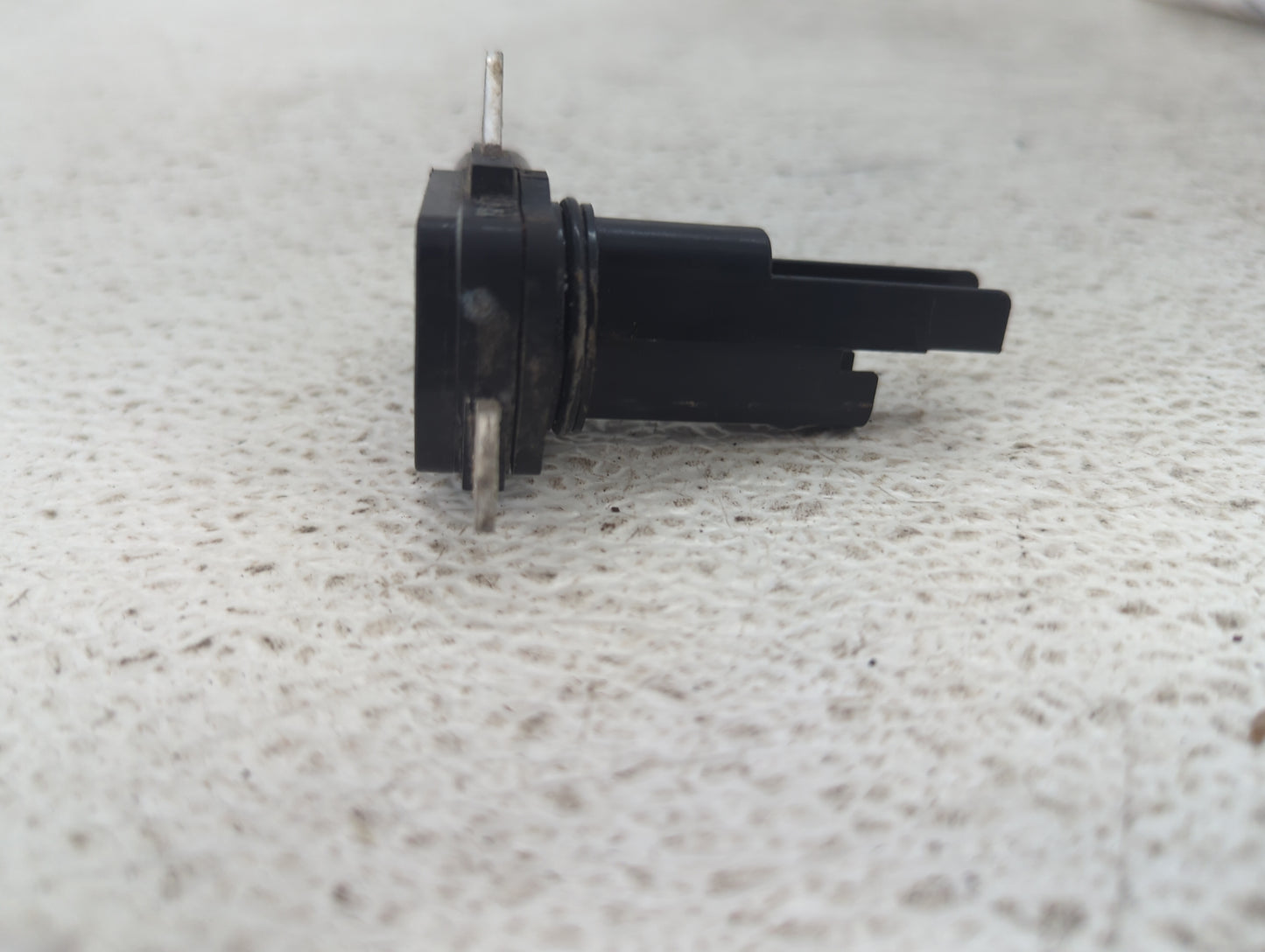 Honda Crv Mass Air Flow Meter Maf 1485990 - Oemusedautoparts1.com