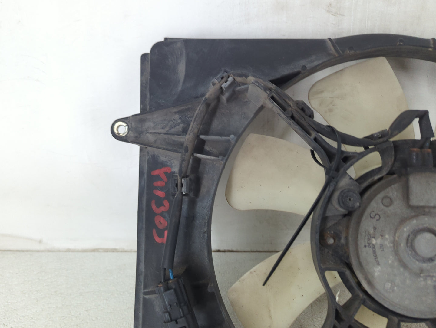 Honda Crv Electric Radiator Cooling Fan Assembly 1486849 - Oemusedautoparts1.com