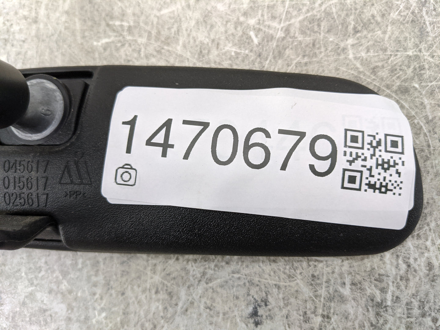 2003-2011 Honda Element Interior Rear View Mirror Replacement OEM P/N:045617 015617 Fits OEM Used Auto Parts - Oemusedautopa