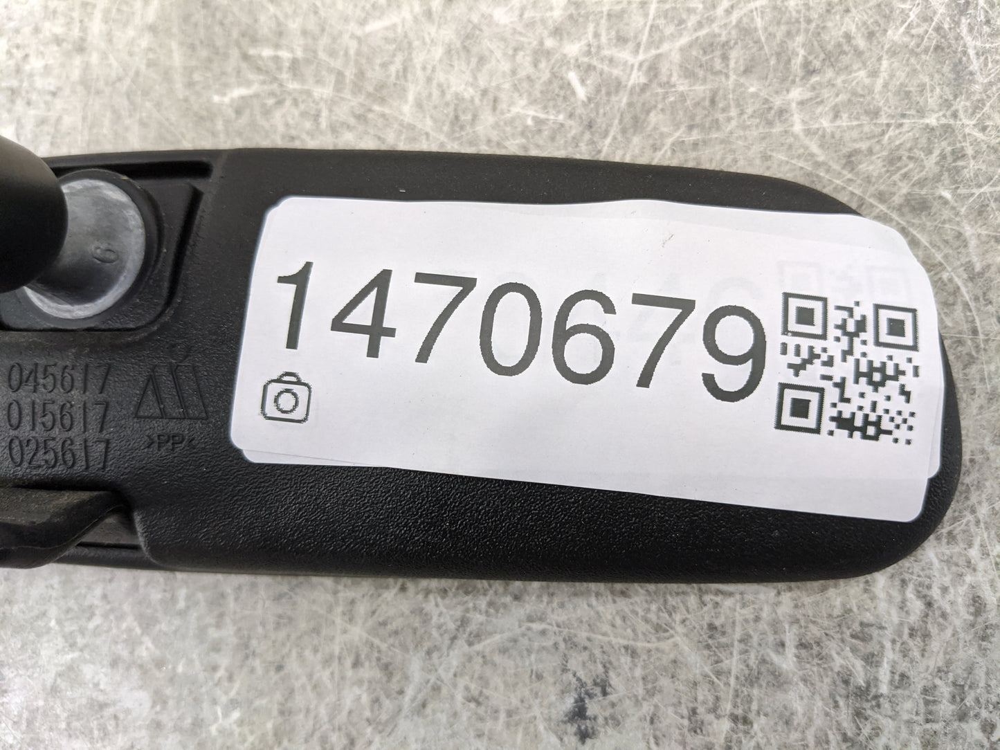 2003-2011 Honda Element Interior Rear View Mirror Replacement OEM P/N:045617 015617 Fits OEM Used Auto Parts - Oemusedautopa