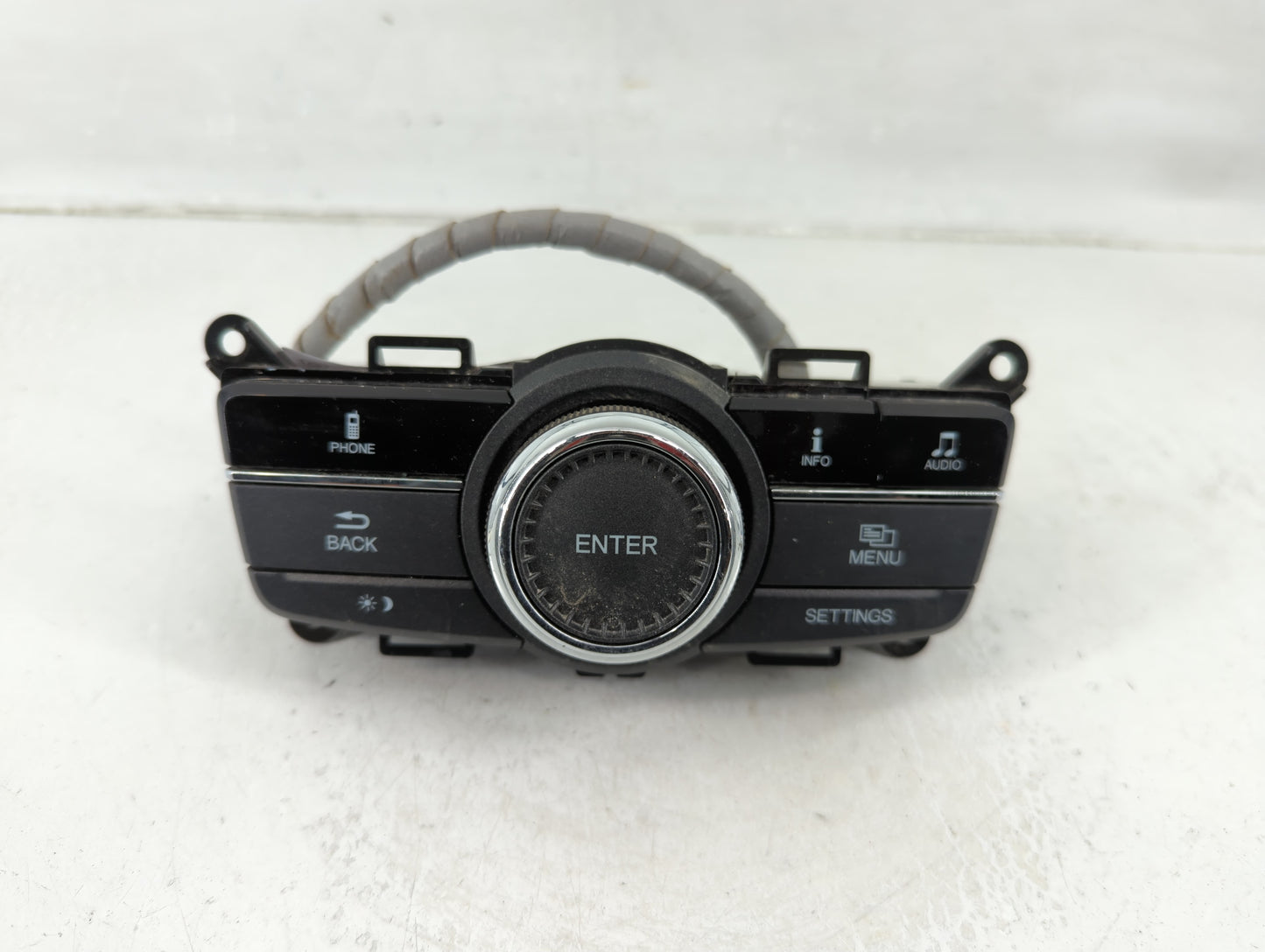 2014-2017 Honda Odyssey Radio AM FM Cd Player Receiver Replacement Fits Fits 2014 2015 2016 2017 OEM Used Auto Parts - Oemus