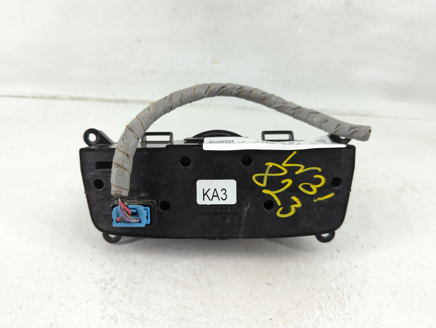 2014-2017 Honda Odyssey Radio AM FM Cd Player Receiver Replacement Fits Fits 2014 2015 2016 2017 OEM Used Auto Parts - Oemus