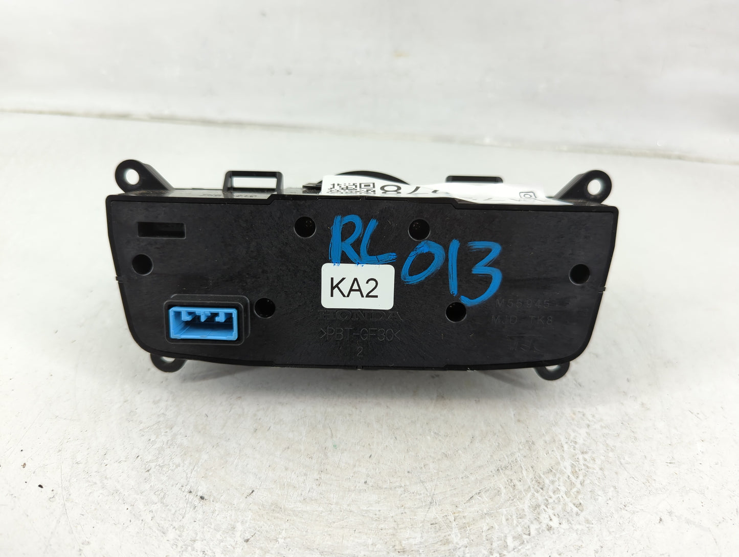 2014-2017 Honda Odyssey Radio Control Panel - Oemusedautoparts1.com