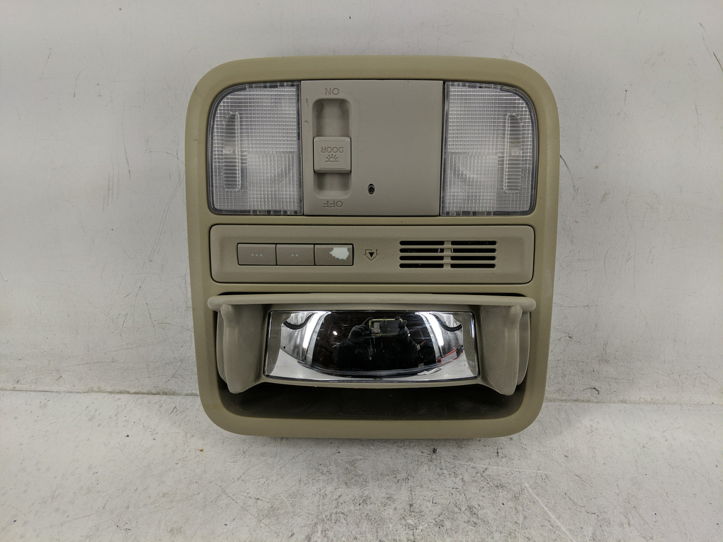 2014 Honda Odyssey Overhead Roof Console - Oemusedautoparts1.com