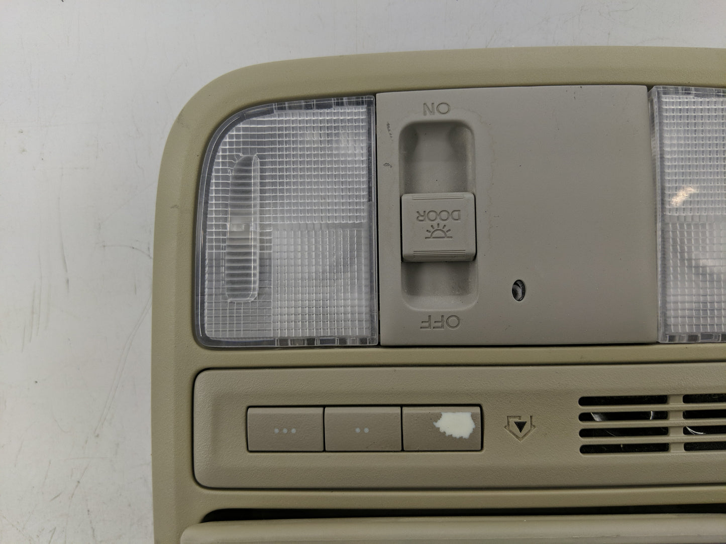 2014 Honda Odyssey Overhead Roof Console - Oemusedautoparts1.com