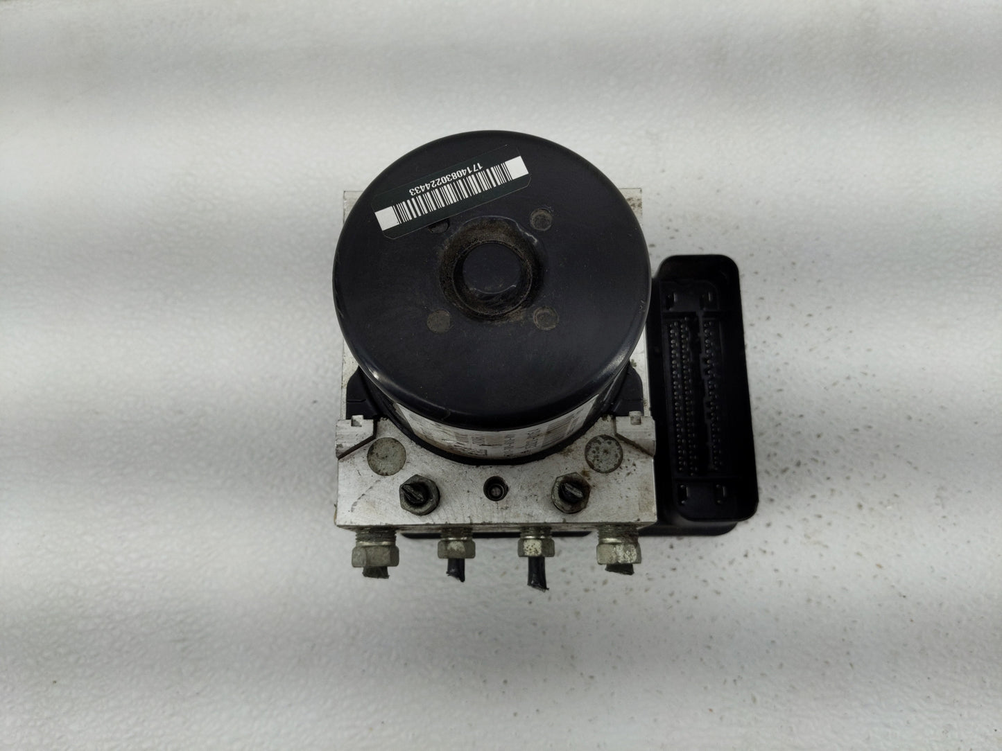 2014-2017 Honda Odyssey ABS Pump Control Module Replacement P/N:57110-TK8-A620-M1 Fits Fits 2014 2015 2016 2017 OEM Used Aut