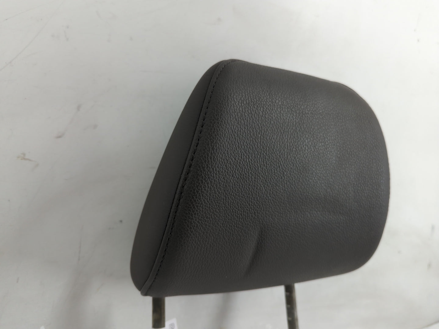 2014 Honda Odyssey Headrest Head Rest Rear Seat Fits OEM Used Auto Parts - Oemusedautoparts1.com
