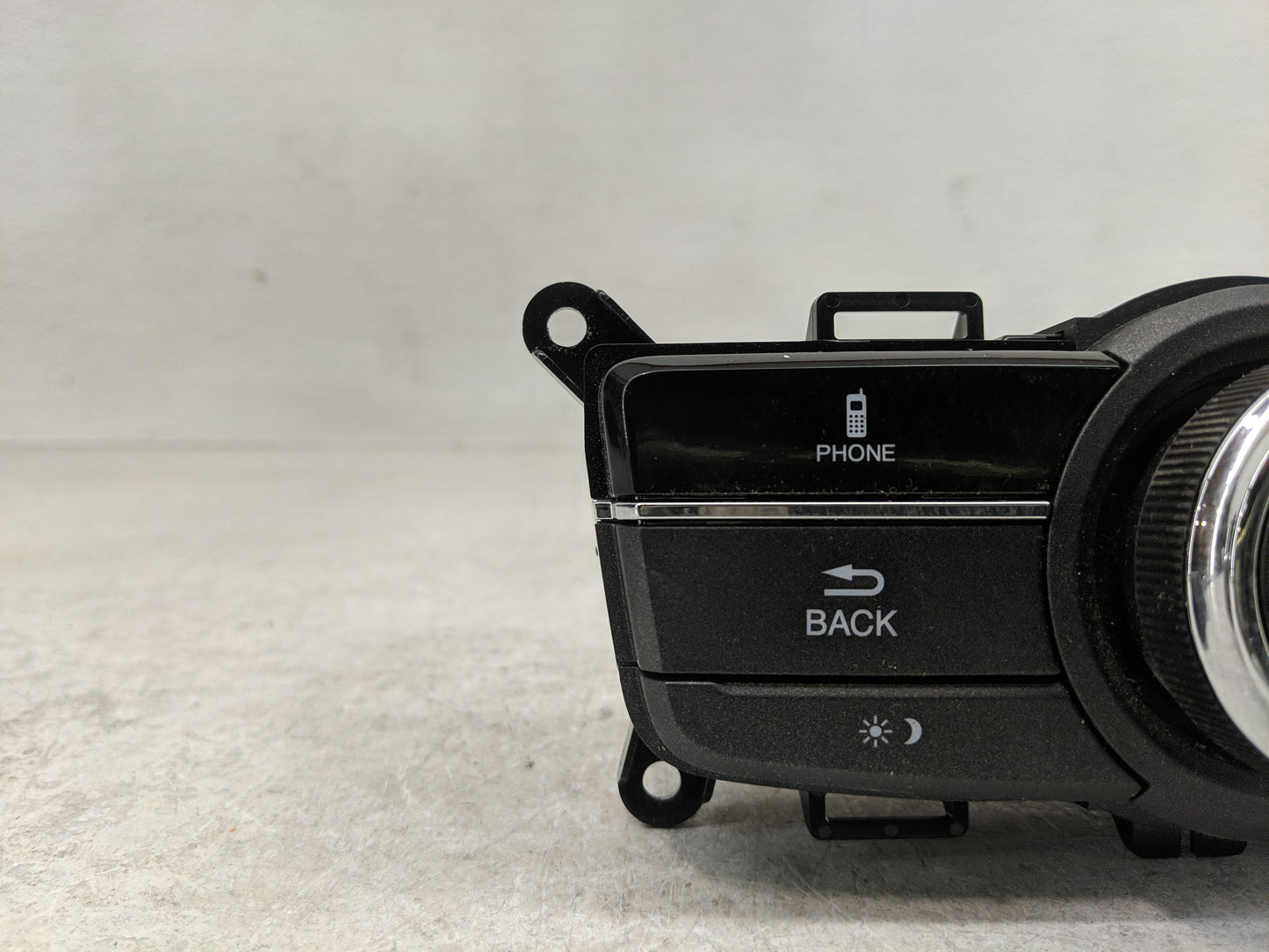 2014-2017 Honda Odyssey Radio Control Panel - Oemusedautoparts1.com
