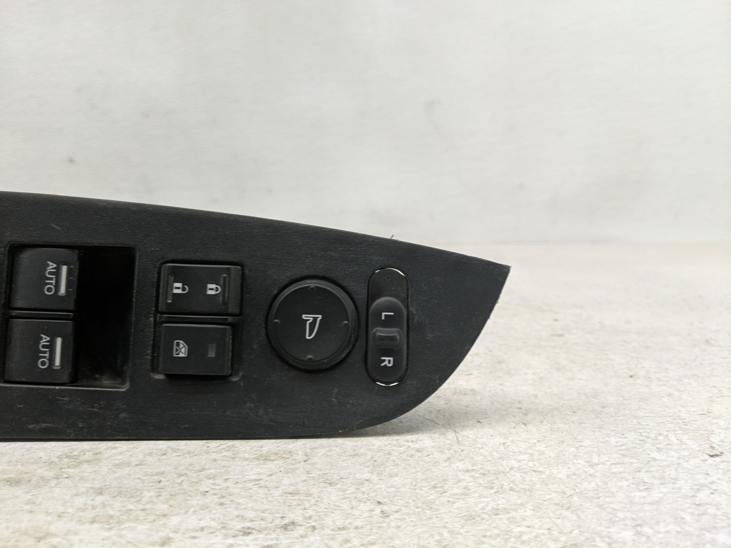 2014-2017 Honda Odyssey Master Power Window Switch Replacement Driver Side Left Fits Fits 2014 2015 2016 2017 OEM Used Auto 