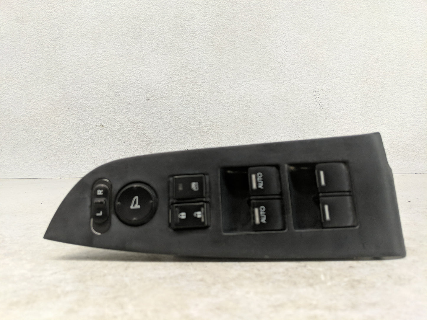 2014-2017 Honda Odyssey Master Power Window Switch Replacement Driver Side Left Fits Fits 2014 2015 2016 2017 OEM Used Auto 