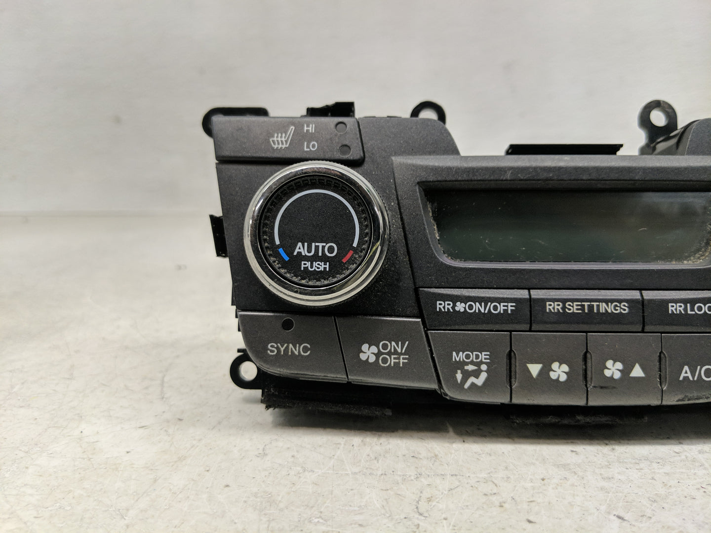 2011-2017 Honda Odyssey Climate Control Module Temperature AC/Heater Replacement P/N:NH365L Fits OEM Used Auto Parts - Oemus