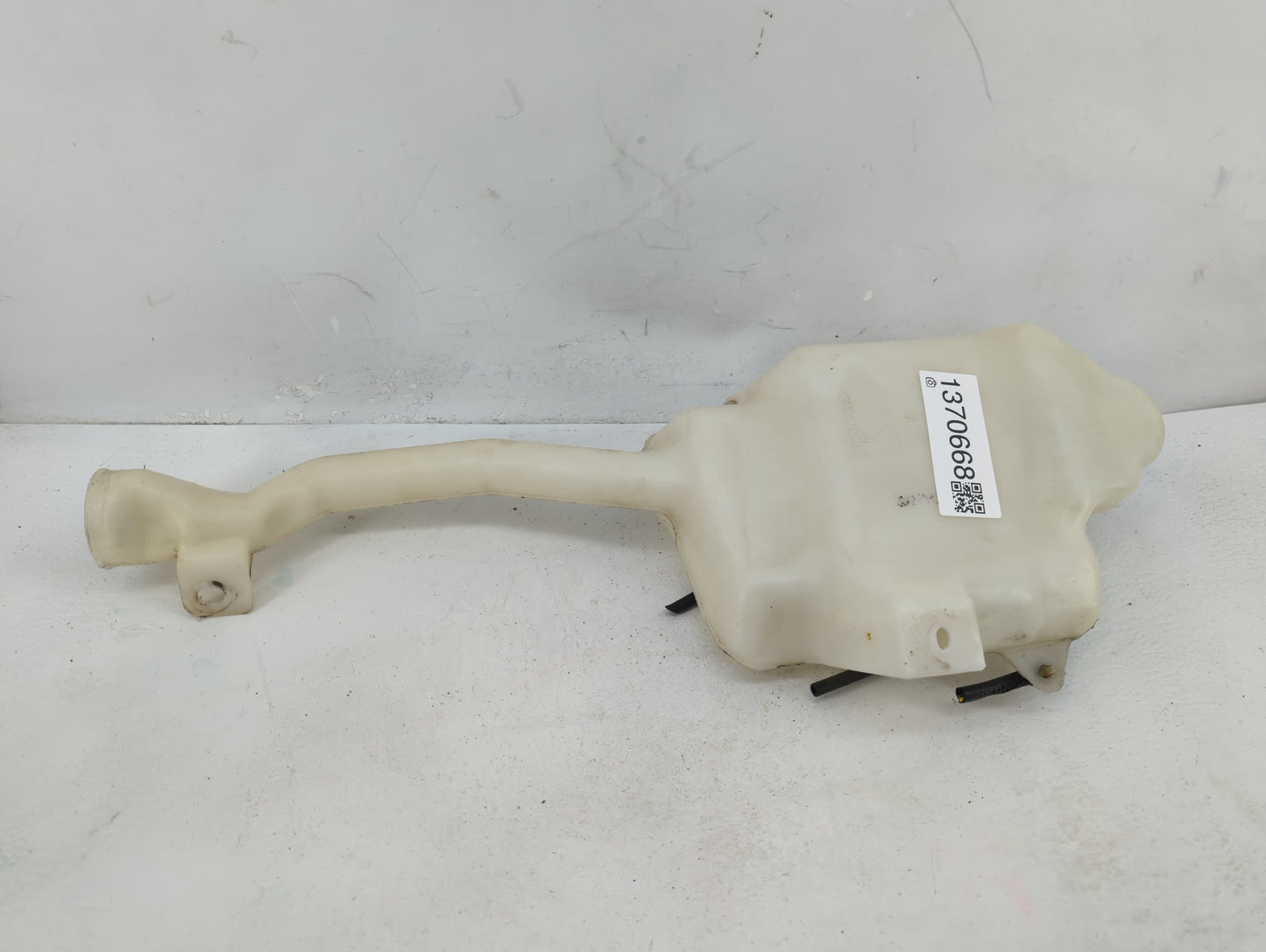 2011-2017 Honda Odyssey Windshield Washer Fluid Reservoir Bottle Oem - Oemusedautoparts1.com