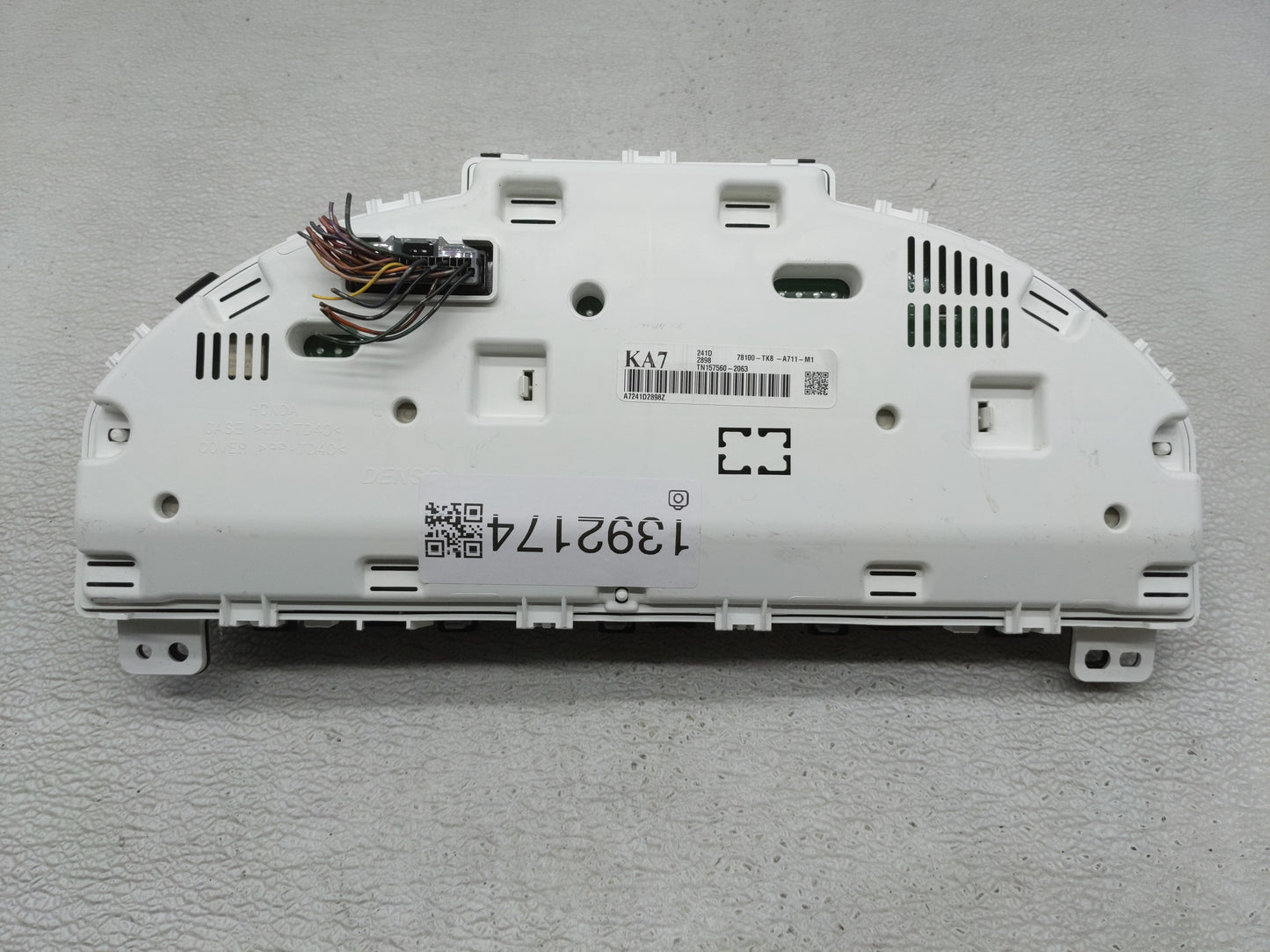 2014-2017 Honda Odyssey Instrument Cluster Speedometer Gauges P/N:78100-TK8-A711-M1 Fits Fits 2014 2015 2016 2017 OEM Used A