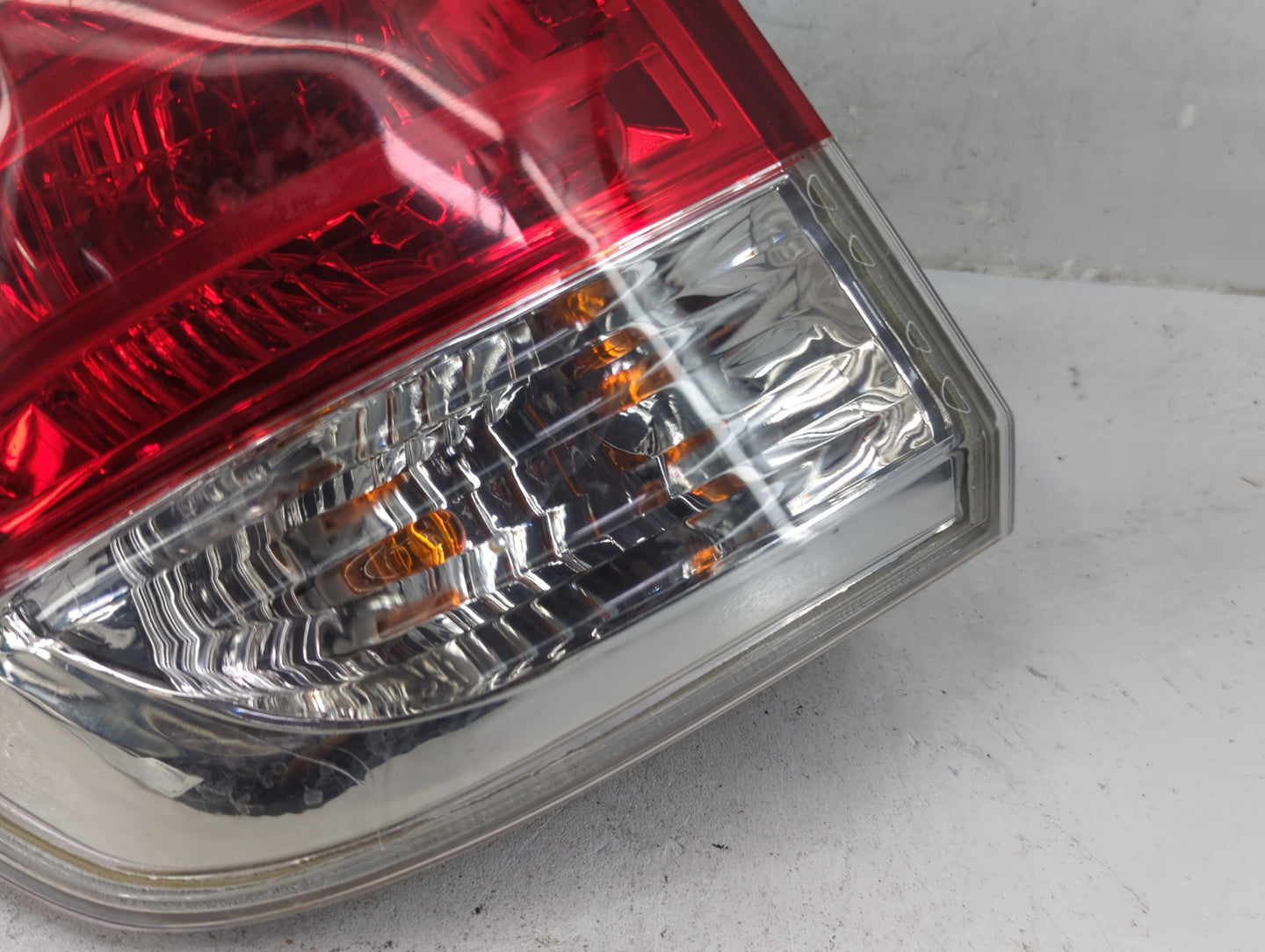 2014-2017 Honda Odyssey Tail Light Assembly Driver Left OEM Fits Fits 2014 2015 2016 2017 OEM Used Auto Parts - Oemusedautop