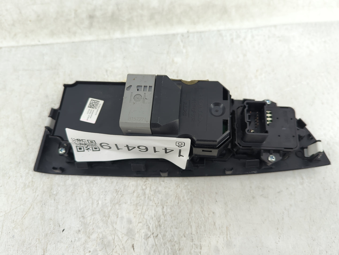 2014-2017 Honda Odyssey Master Power Window Switch Replacement Driver Side Left Fits Fits 2014 2015 2016 2017 OEM Used Auto 