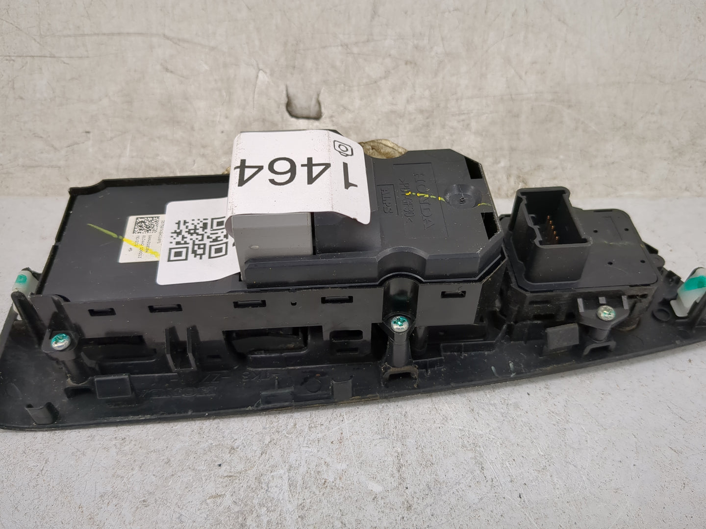 2014-2017 Honda Odyssey Master Power Window Switch Replacement Driver Side Left Fits Fits 2014 2015 2016 2017 OEM Used Auto 