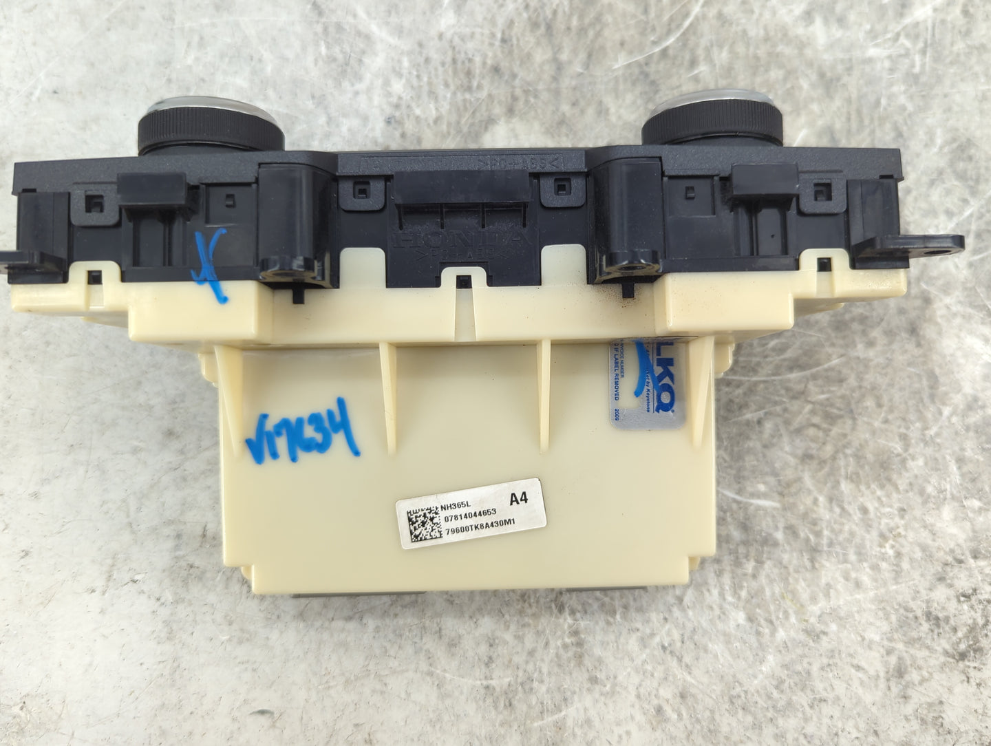 2011-2017 Honda Odyssey Climate Control Module Temperature AC/Heater Replacement P/N:79600TK8A430M1 Fits OEM Used Auto Parts