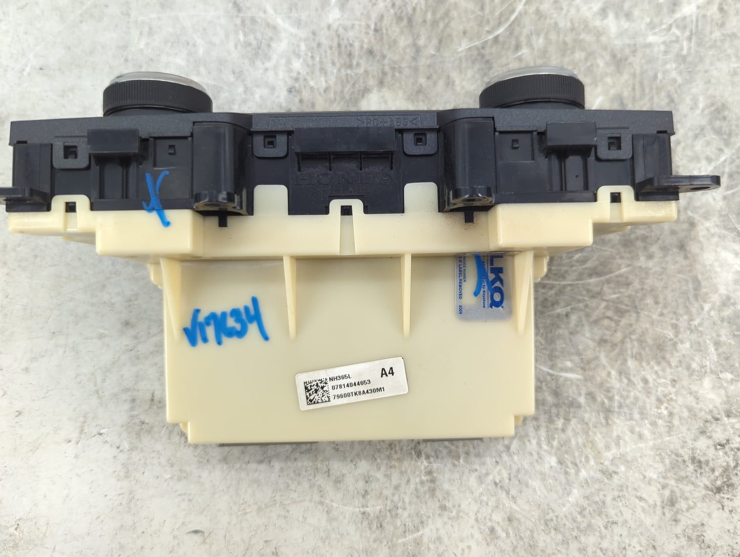 2011-2017 Honda Odyssey Climate Control Module Temperature AC/Heater Replacement P/N:79600TK8A430M1 Fits OEM Used Auto Parts