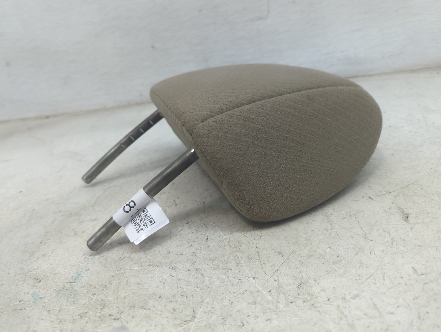 2014 Honda Odyssey Headrest Head Rest Rear Center Seat Fits OEM Used Auto Parts - Oemusedautoparts1.com
