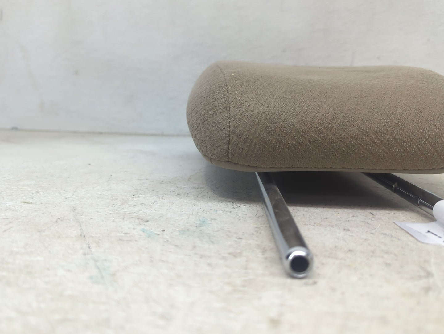 2014 Honda Odyssey Headrest Head Rest Rear Seat Fits OEM Used Auto Parts - Oemusedautoparts1.com