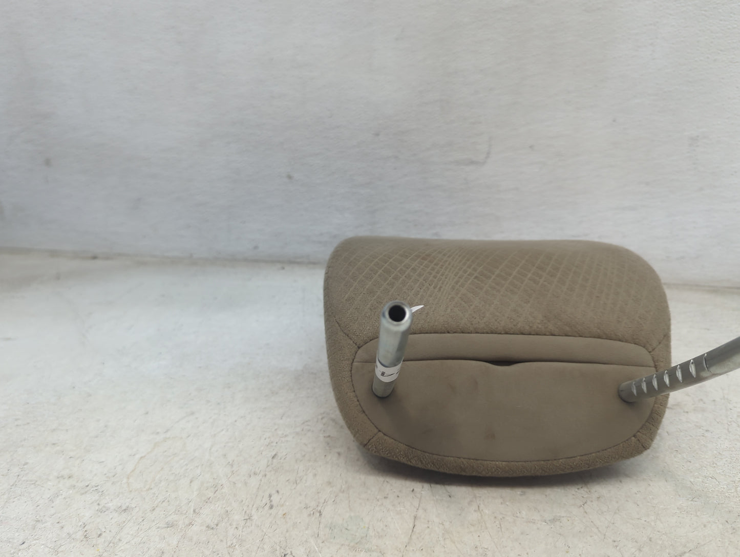 2014 Honda Odyssey Headrest Head Rest Front Driver Seat Tan - Oemusedautoparts1.com