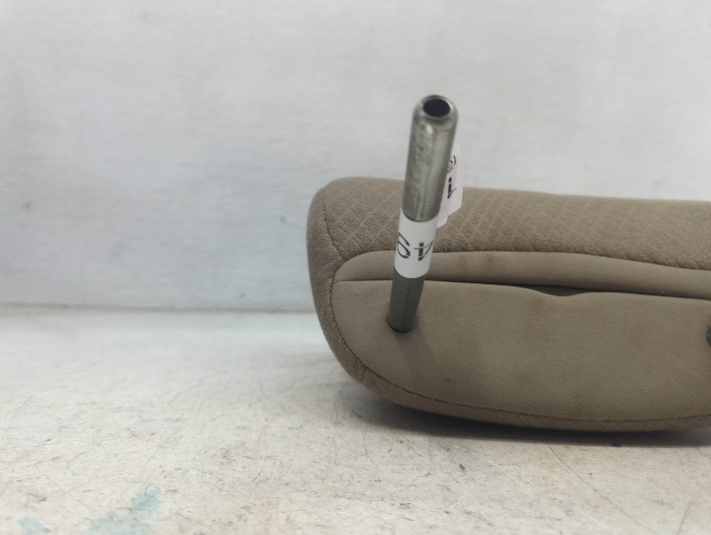 2014 Honda Odyssey Headrest Head Rest Rear Seat Fits OEM Used Auto Parts - Oemusedautoparts1.com