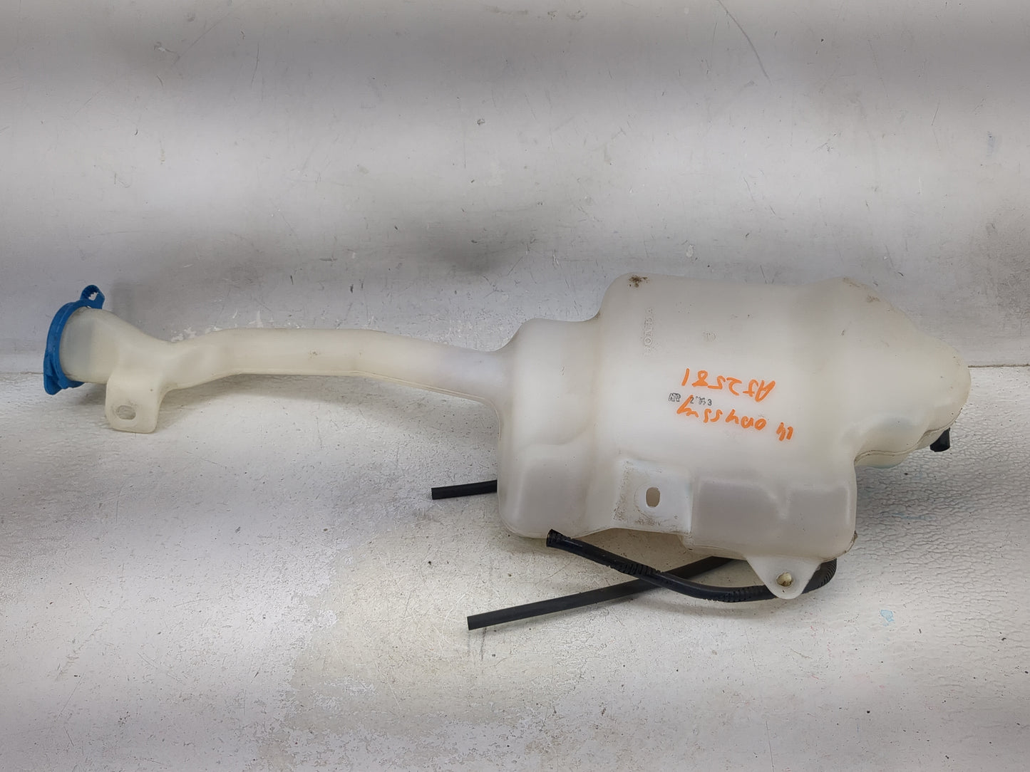 2011-2017 Honda Odyssey Windshield Washer Fluid Reservoir Bottle Oem 1473981 - Oemusedautoparts1.com