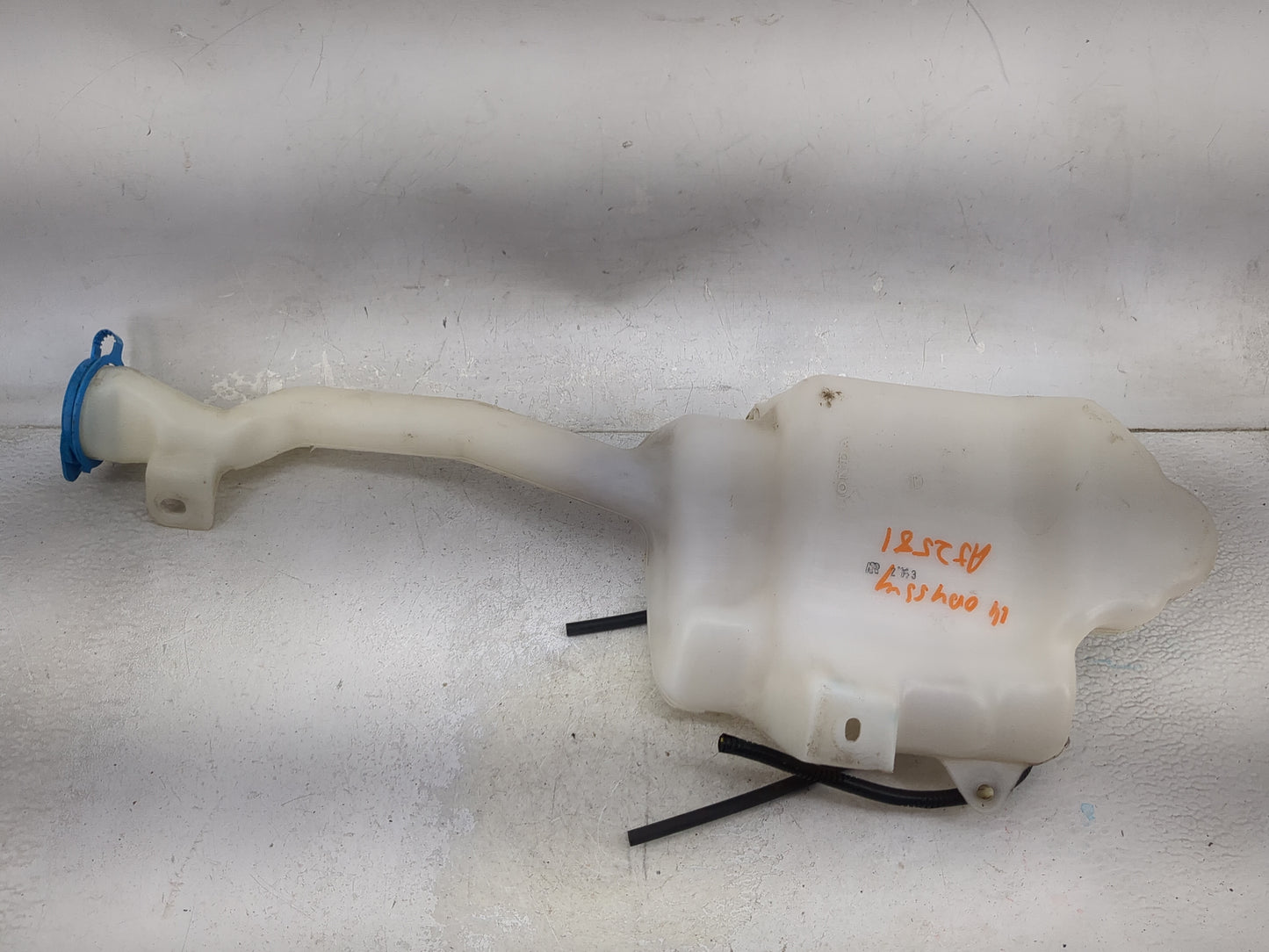 2011-2017 Honda Odyssey Windshield Washer Fluid Reservoir Bottle Oem 1473981 - Oemusedautoparts1.com