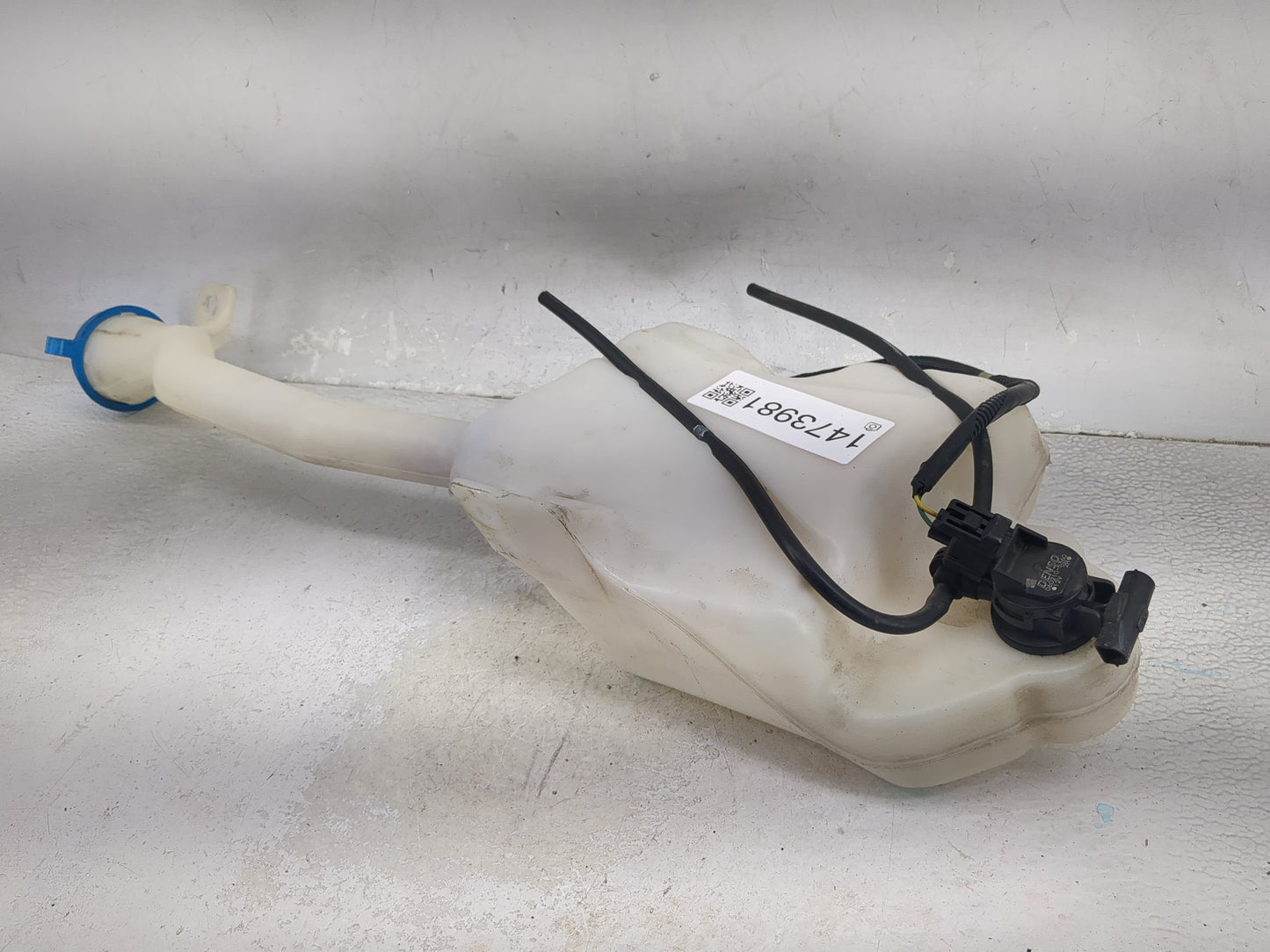2011-2017 Honda Odyssey Windshield Washer Fluid Reservoir Bottle Oem 1473981 - Oemusedautoparts1.com