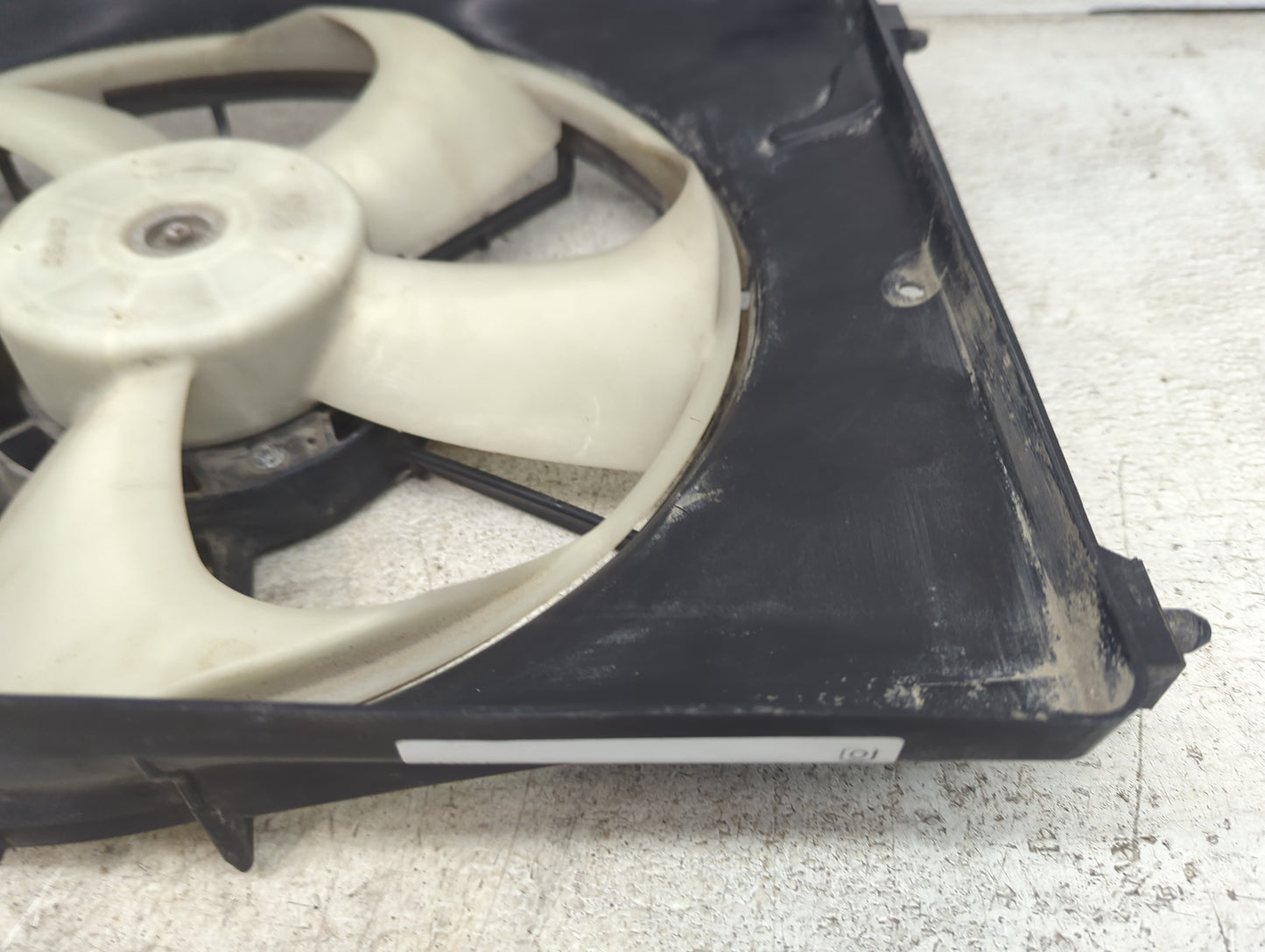 2011-2017 Honda Odyssey Electric Radiator Cooling Fan Motor Assembly Fits Fits 2011 2012 2013 2014 2015 2016 2017 OEM Used A